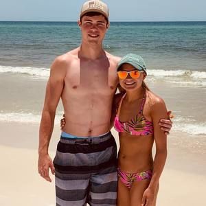 Meet your Posher, Chase